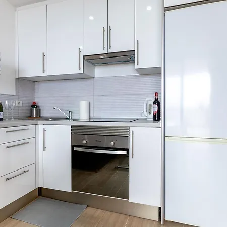 公寓 Ocean View With Large Terrace And Netflix Smart Tv 阿德耶